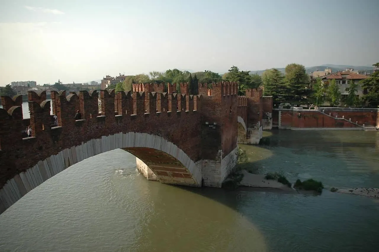 La Rosa Di Verona Apartment Italy